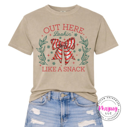 Khaki Comfort Colors tee with the Lookin Like A Snack candy cane bow.