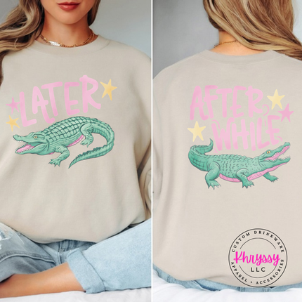 Sand crewneck sweatshirt with a retro pastel Later alligator print