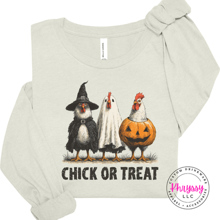 Citron long sleeve tee with the chick or treat costume chickens print