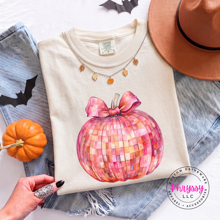 Ivory tee with the pink mosaic disco pumpkin design