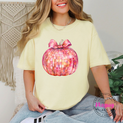 Butter tee with the pink mosaic disco pumpkin design