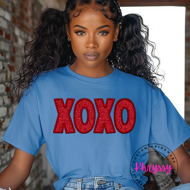 Hugs and Kisses: XOXO Unisex T-Shirt