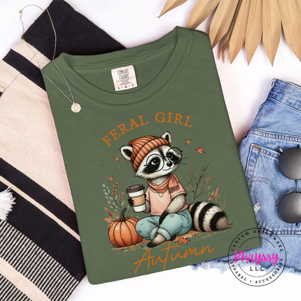 Hemp tee with the raccoon in a beanie fall print