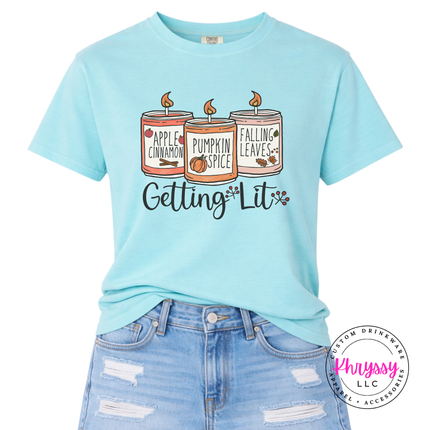 Chambray tee with a hand-illustrated Getting Lit fall candle print.