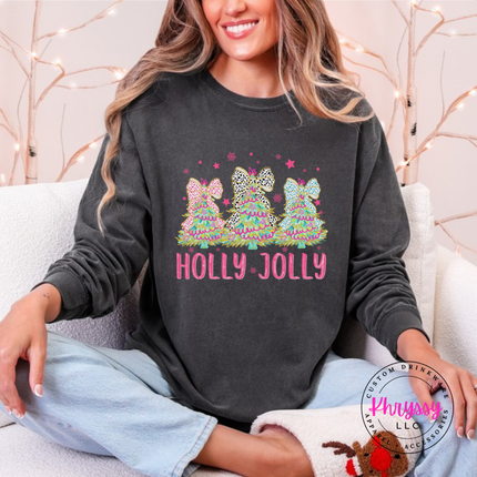Model wearing the Holly Jolly bow tree long sleeve tee in Pepper.