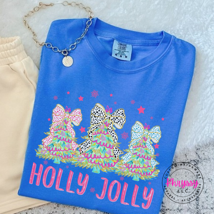Close up of the bow tree art on a Royal Caribbean long sleeve tee.