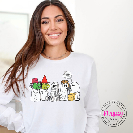 White colored top with a hand-illustrated retro ghost print.
