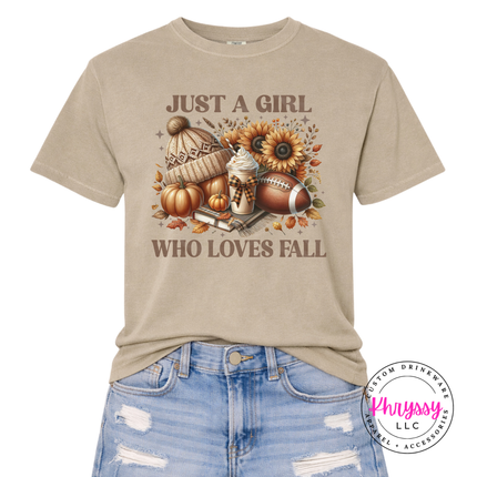 Sandstone graphic tee featuring a cozy beanie and pumpkin fall design.