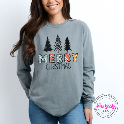 Flat lay of the Merry Christmas pine Christmas long sleeve tee in Gray.