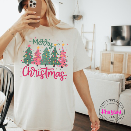 Flat lay of the Christmas tree tee in White.