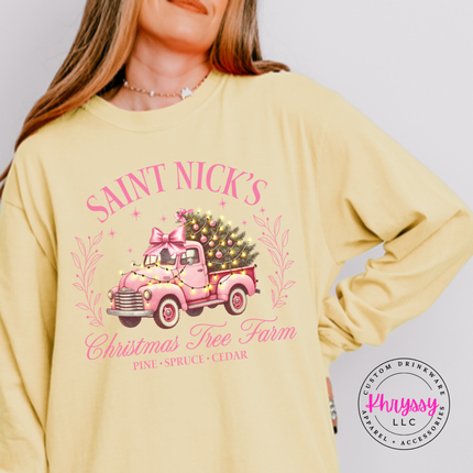 Butter long sleeve tee featuring a vintage truck and tree farm wreath.