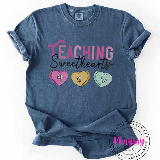 Affectionate Teaching Sweethearts