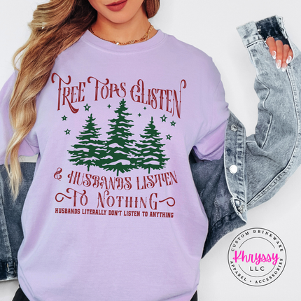 Model wearing the funny wife Christmas tee in Orchid.